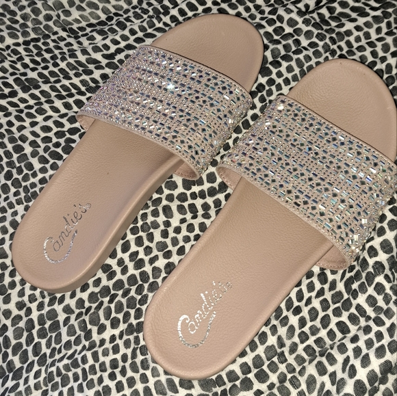Candie's Mauve Size 7.5 Embellished Slides - Picture 2 of 4